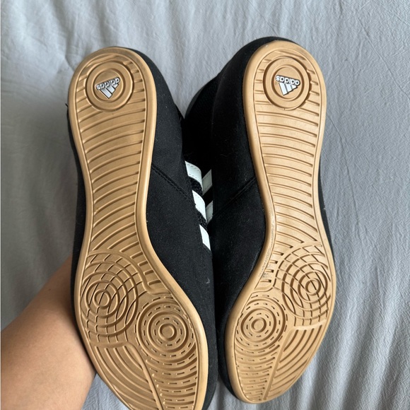 Adidas Black Wrestling Shoes with White Accents - Picture 2 of 7